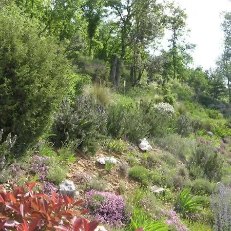 Domaine De Ji Bed and breakfast Montagnac (Alpes-de-Haute-Provence)